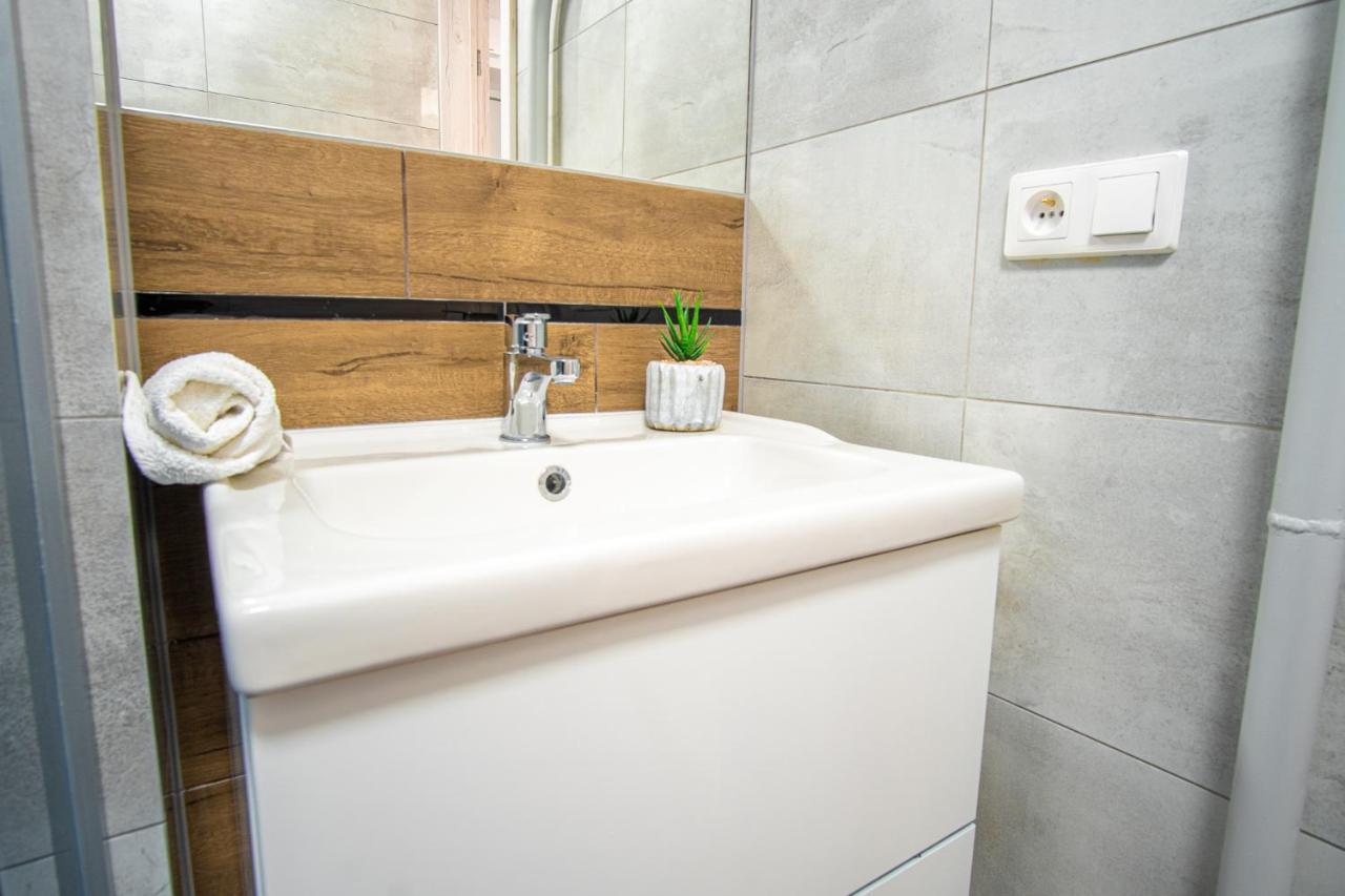 Dream Aparts - 10 Lutego Lodz  Exterior photo